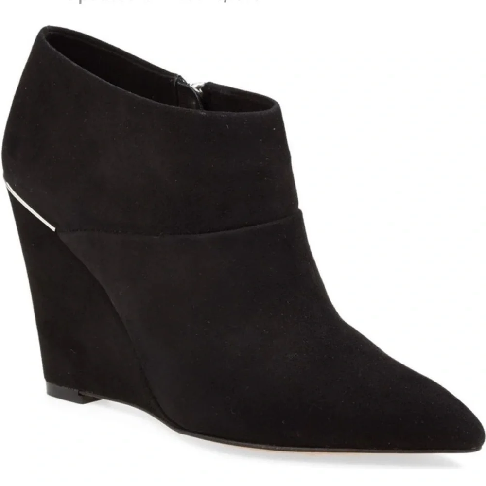 Coach Oakdale Black Suede Wedge Booties Size 9.5